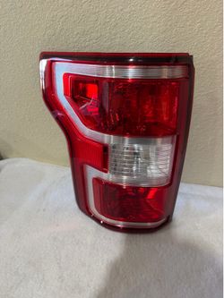 2018-2020 ford f150 tail light