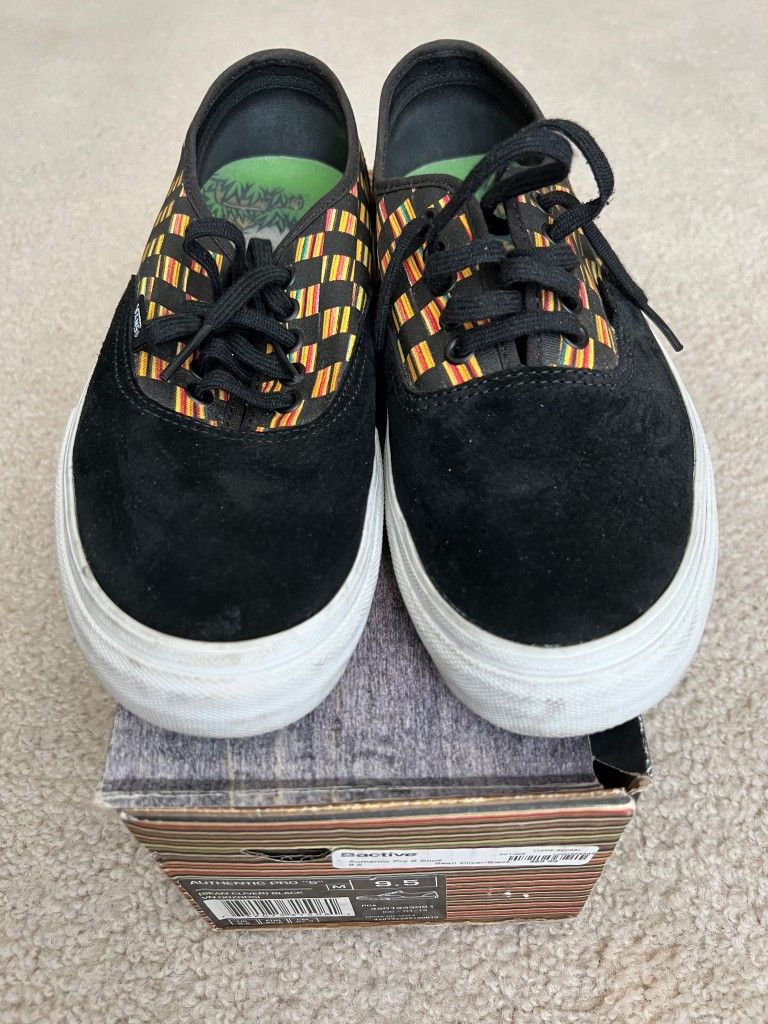 Nikes And Shoe Vans Bundle