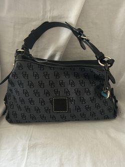 Dooney & Bourke Grey And Black Monogram Small Zip Women’s Purse 