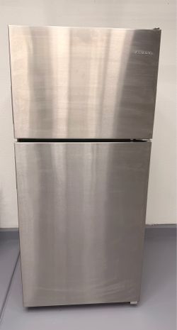 2022 Amana refrigerator