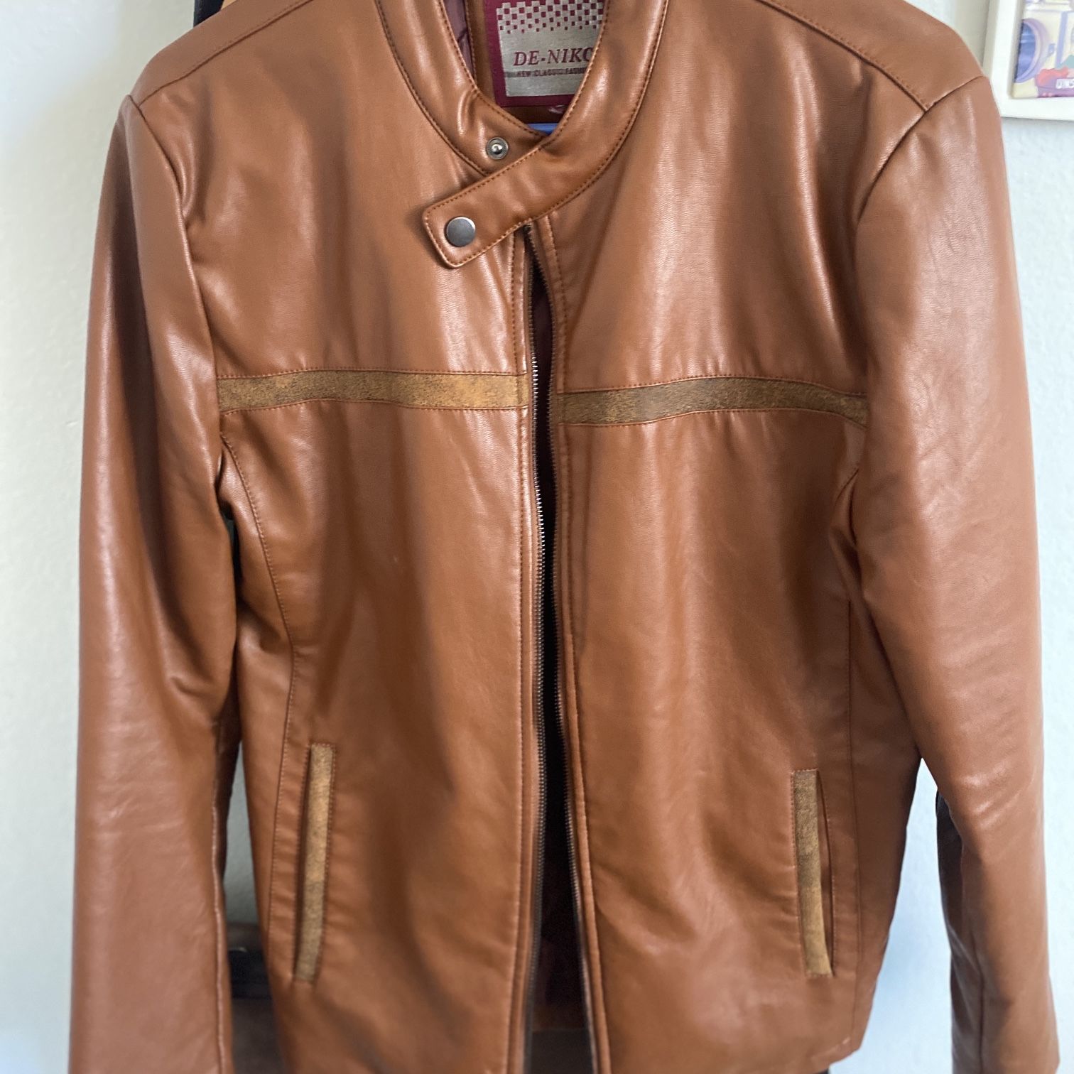 Vintage Chicago Bulls Leather Jacket by wilsons Leather NBA for Sale in El  Cajon, CA - OfferUp