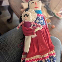 Navajo Indian Cloth Woman Holding Her Child Folded Fabric Doll Hand Made 10" Tall Folk Art
