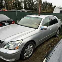 2004 Lexus LS 430