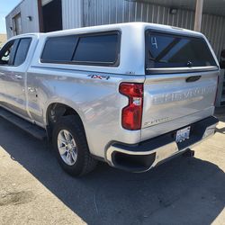 Chevy Silverado camper 6.5ft