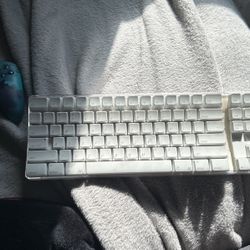 Old Apple Magic Keyboard