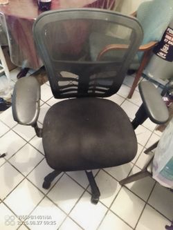Bonita silla para oficina buena barata $20 Dlls