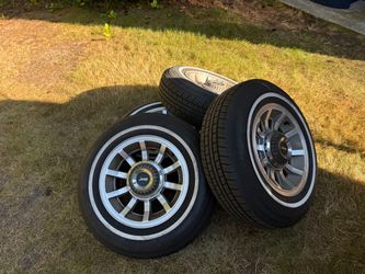 4 jeep P205/75R15 tires
