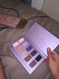 Stilla makeup