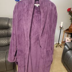 Robe, Tasso Brand, Size: Large, Purple Color, Used Only ONCE!