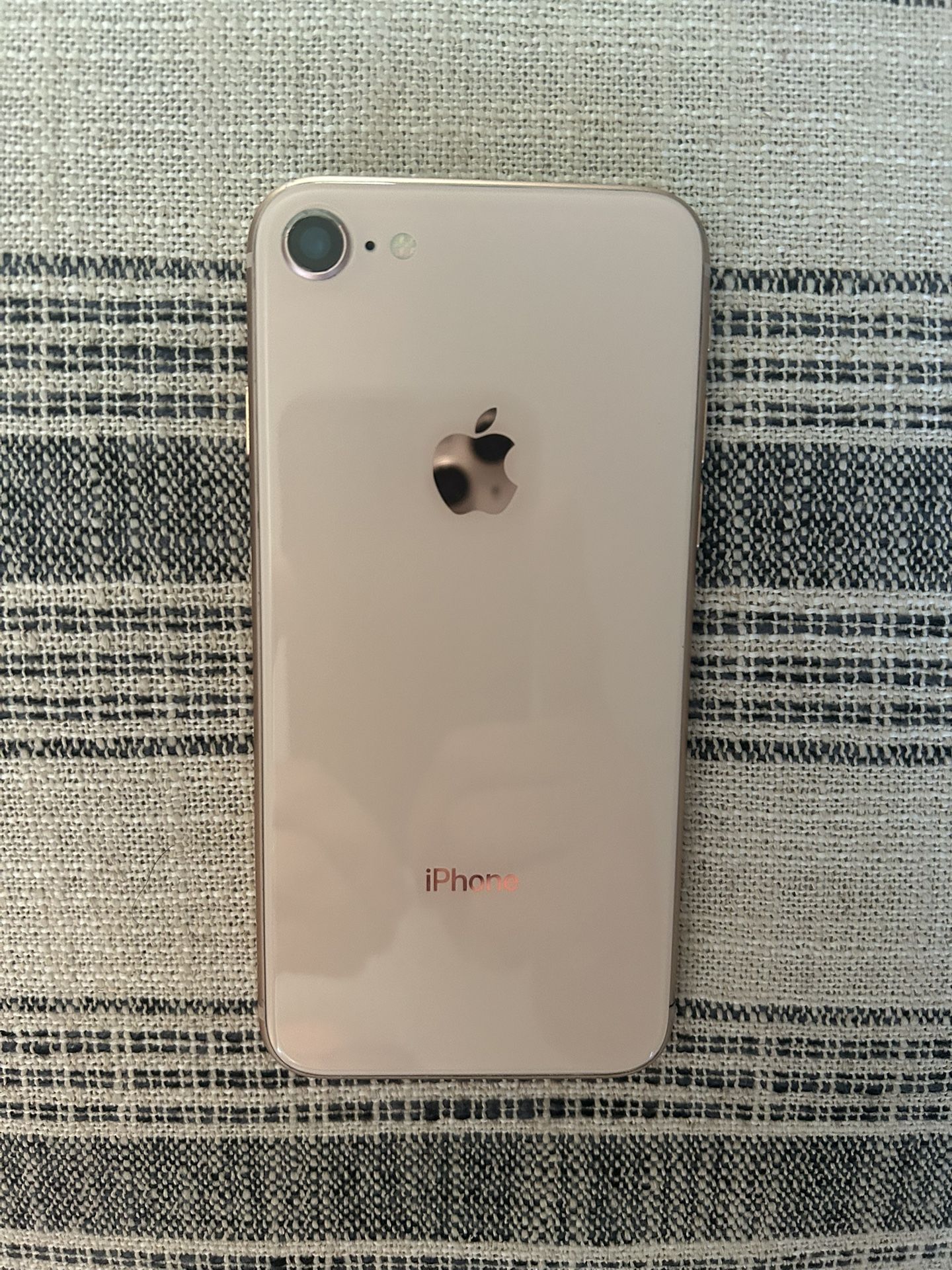 iPhone 8 ( UNLOCKED ) 64 Gb