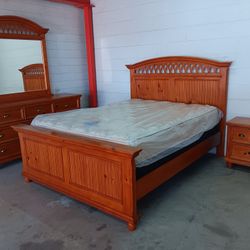 Queen Size Bedroom Set With Mattress 