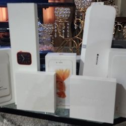 15 Empty Iphone, Ipad, Phone And Apple Watch Boxes All Together $40