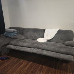 Recliner Sofa & Chase