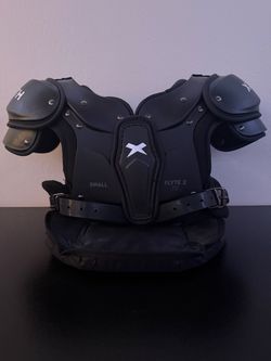 Zenith football pads with backplate