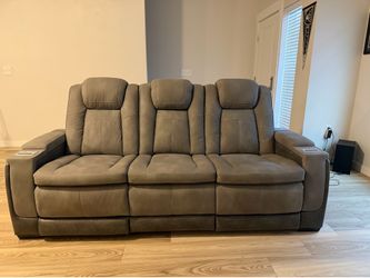 Electric Reclining Sofa (Ashley)