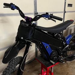 Talaria xxx Black Edition 