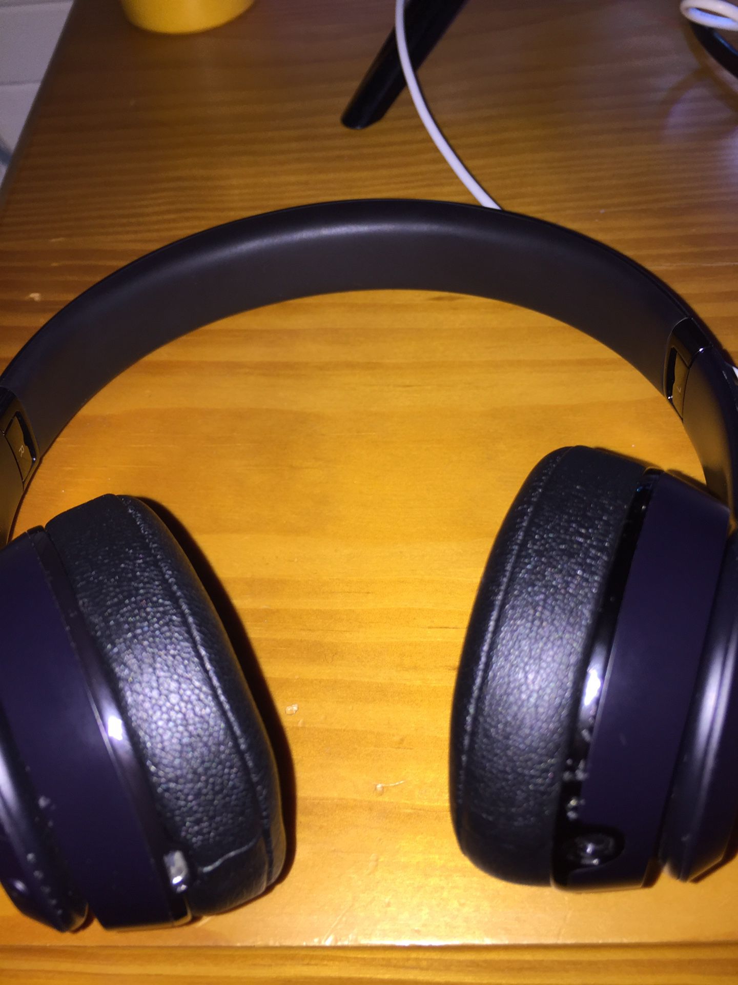 BLACK BEATS SOLO 3s wireless headphones