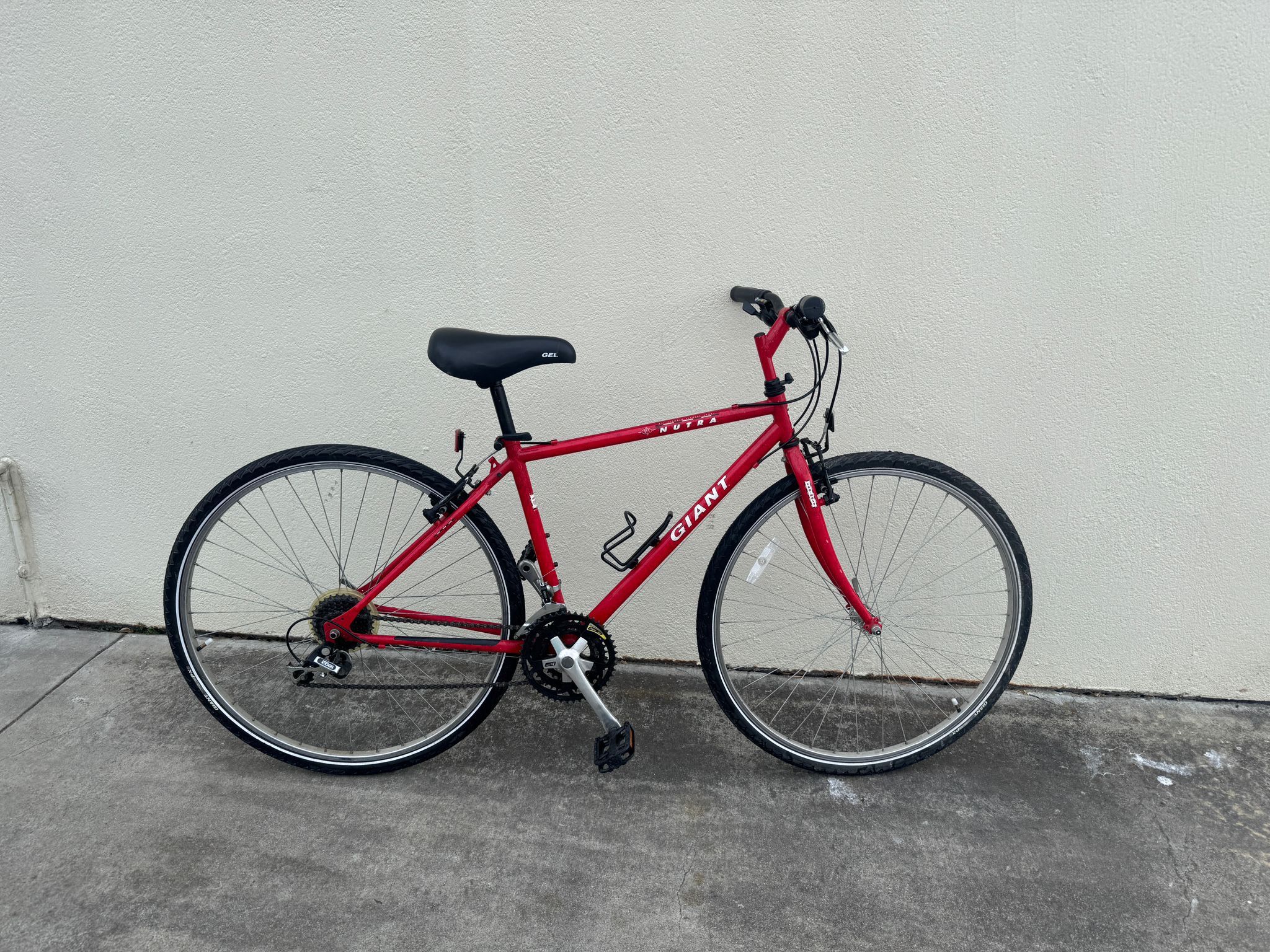GIANT BIKE