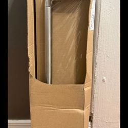 Gerber Gilde 18 in. Wall Mounted Towel Bar in Brushed Nickel D444064BN