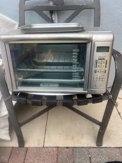 TOASTER  S/ STELL  COUNTER TOP ALMOST NEW