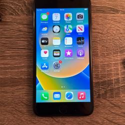 iPhone 8 Plus 64GB UNLOCKED 
