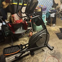 Nordictrack Elliptical Good Condition Need Gone Asap