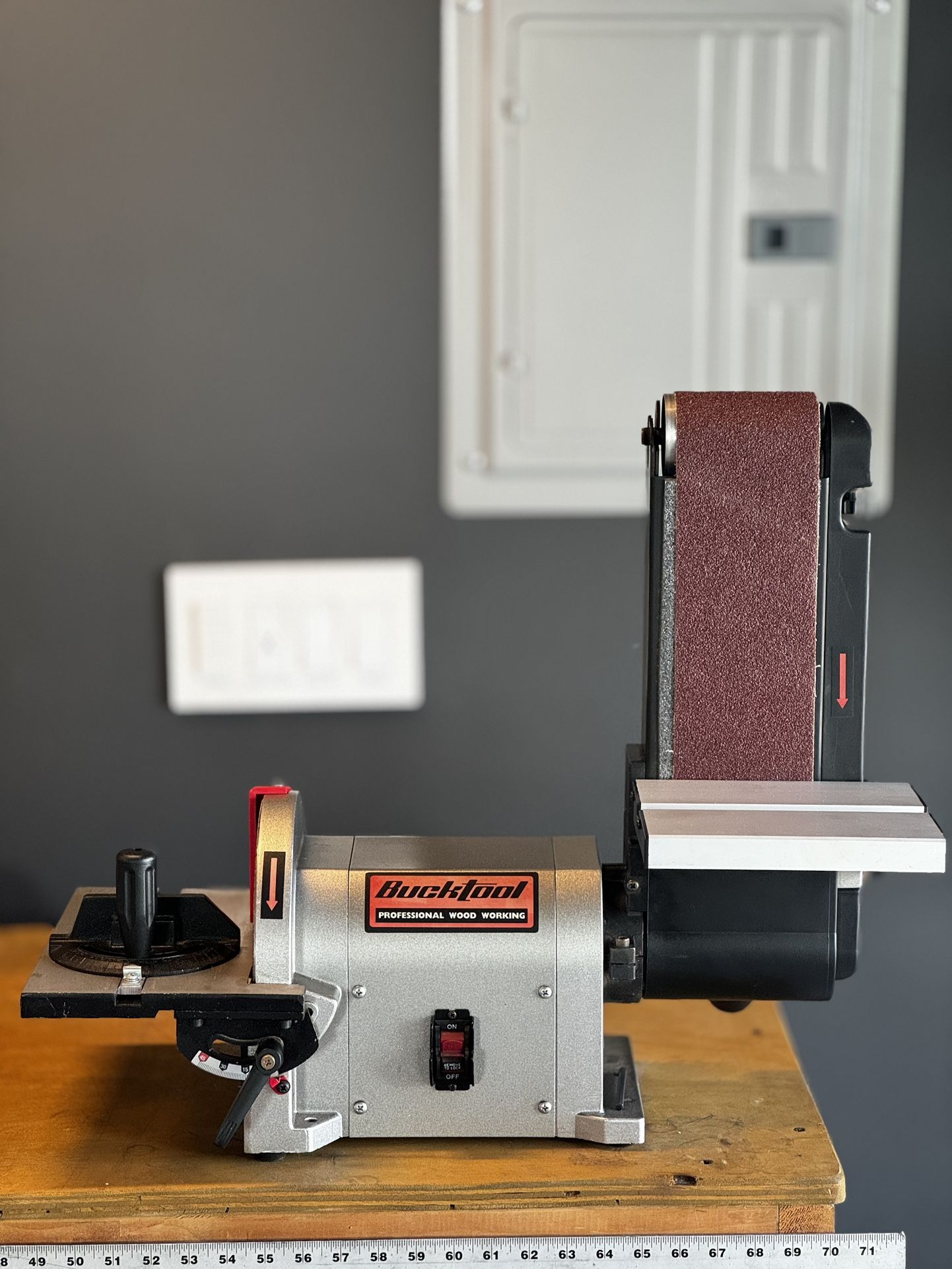 Bucktool Belt Sander + Extras