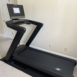 Nordic Track Commercial 1250 Treadmill