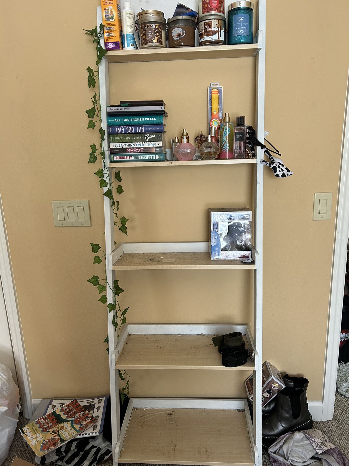 Tall Bookshelf 
