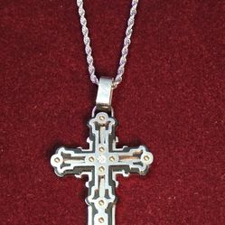 Mecha Gothic style cross necklace 24" chain (New)
