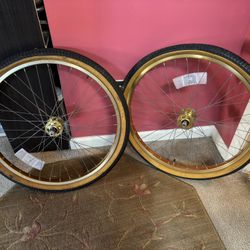 Old school bmx 26” gold UKAI rims wheels with tires SR Japan hubs 1983 with tires excellent $500 