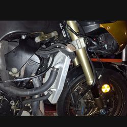 2006 Kawasaki Zx 10 coming down pretty complete by Bad Motor Four Parts Or Complete