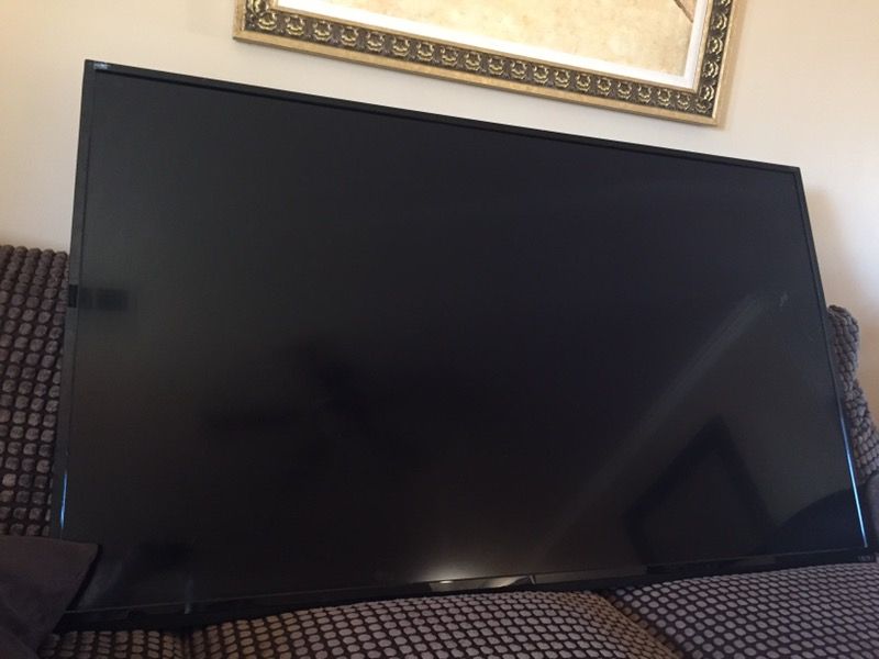 65" Vizio Smart HD TV No Stand Model E65i-A2