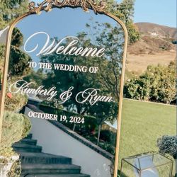 Customizable Mirror Signage 