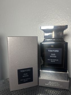 Luxury Tom Ford Oud Wood – Never Used – Throw Your Offer”