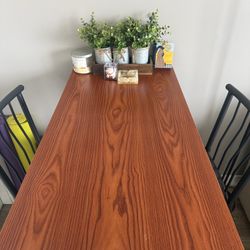Dining table for small apartment
