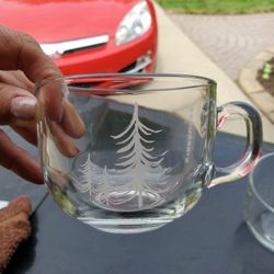 Starbucks Holiday 17 Oz. Mugs X2