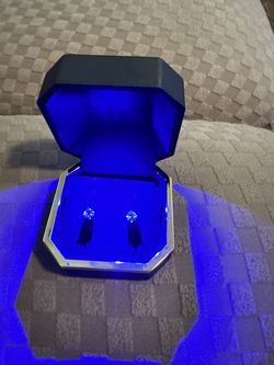 Earrings -( Diamond)