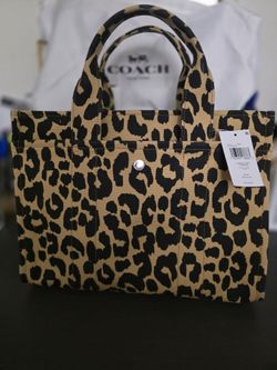 New COACH Tote