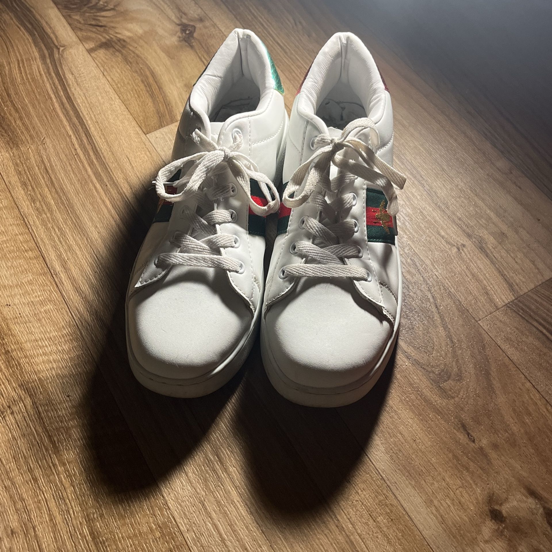 GUCCI 431942 White Leather Ace Bee Embroidery Sneakers Size 43 US 9