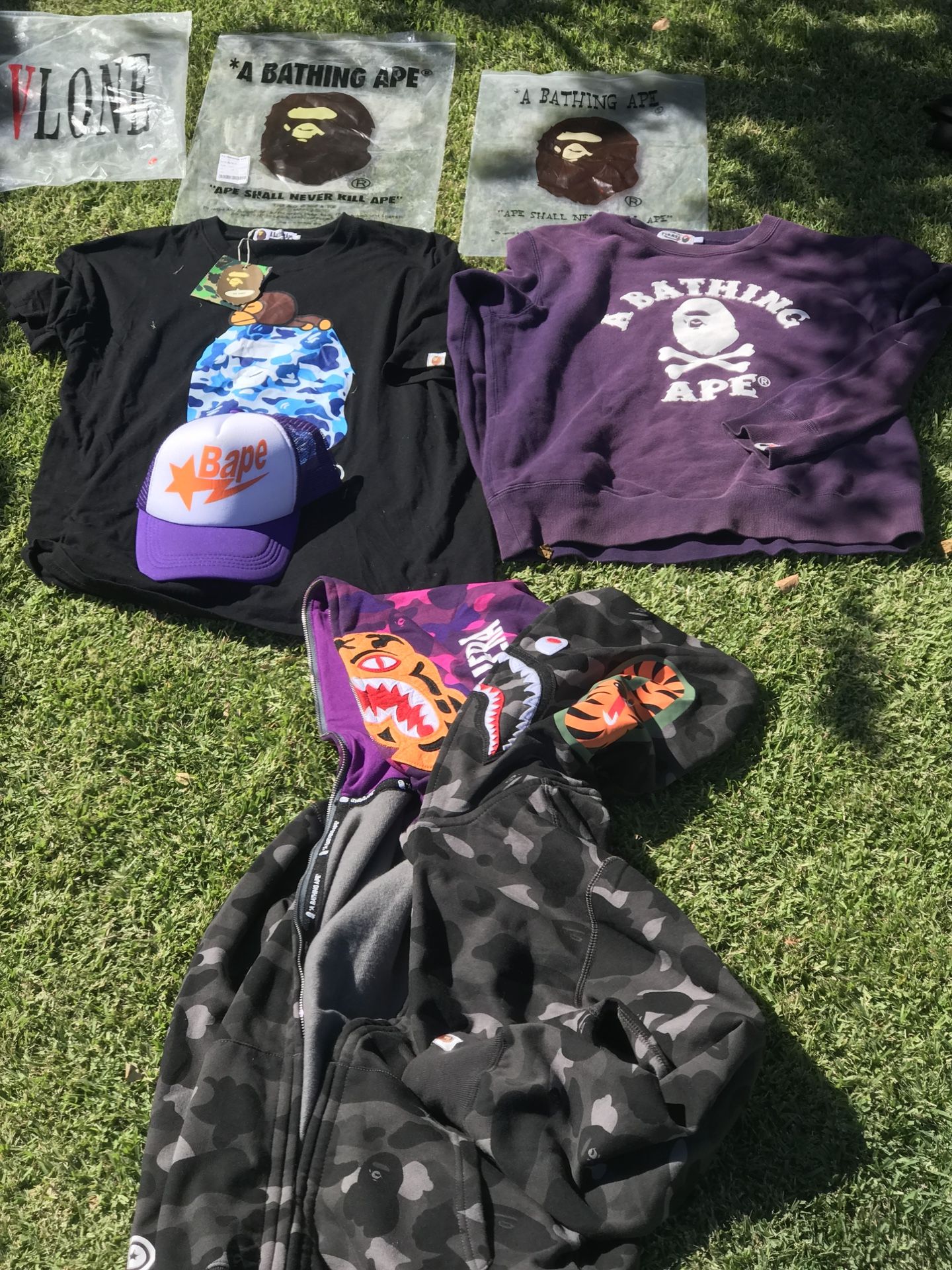 Bape , Vlone , FA(All Tags And Bags) Msg For Pictures 