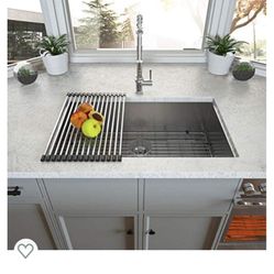 Kitchen Sink 30’ Stainless Steel