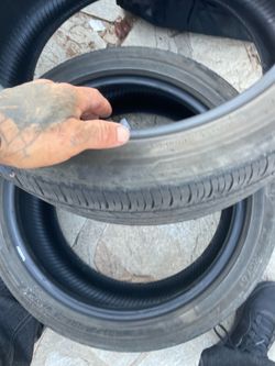 Set of 4 Hankook 215/45R18 Tires - 40%Tread Left