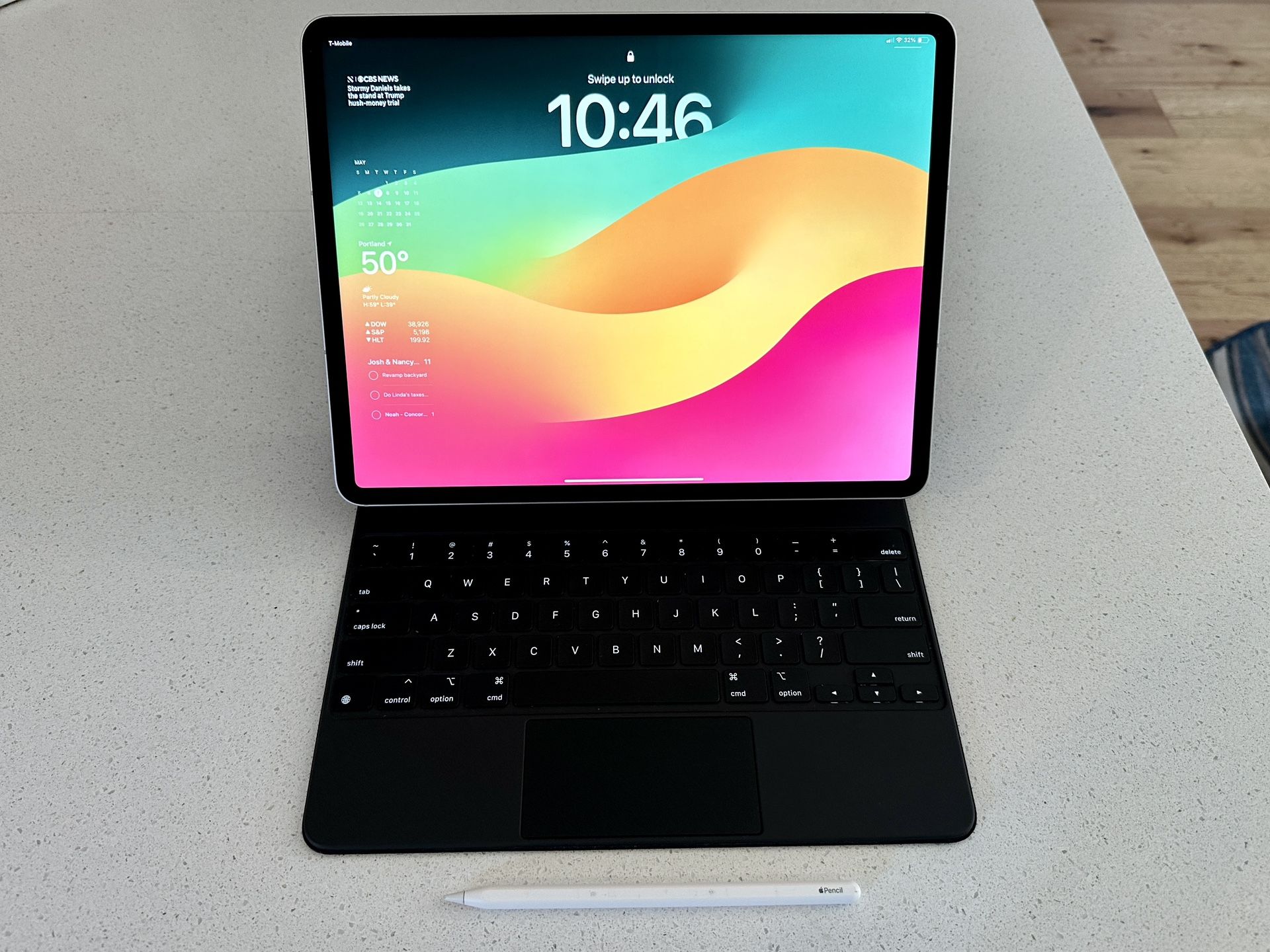 iPad Pro 12.9 M1, Magic Keyboard, Apple Pencil AMAZING CONDITION 
