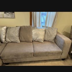 sectional New Condition