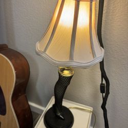 Lamp But It’s A Leg
