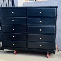 10 Drawer Extra Large Wooden Dresser 