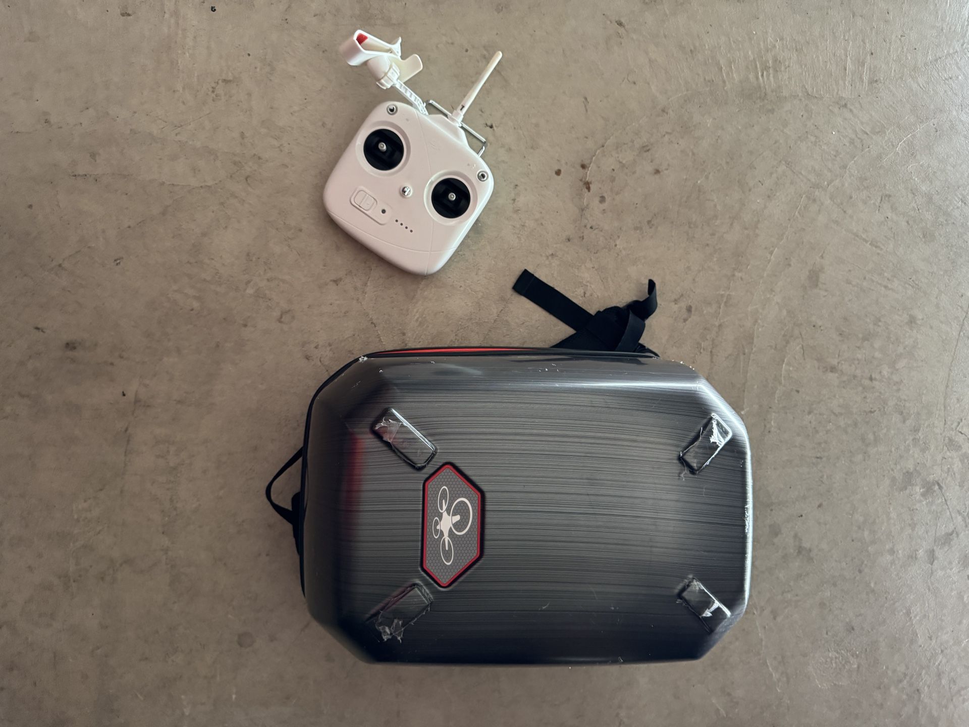 Used As Is DJI Phantom 3 With Back Pack Case Works