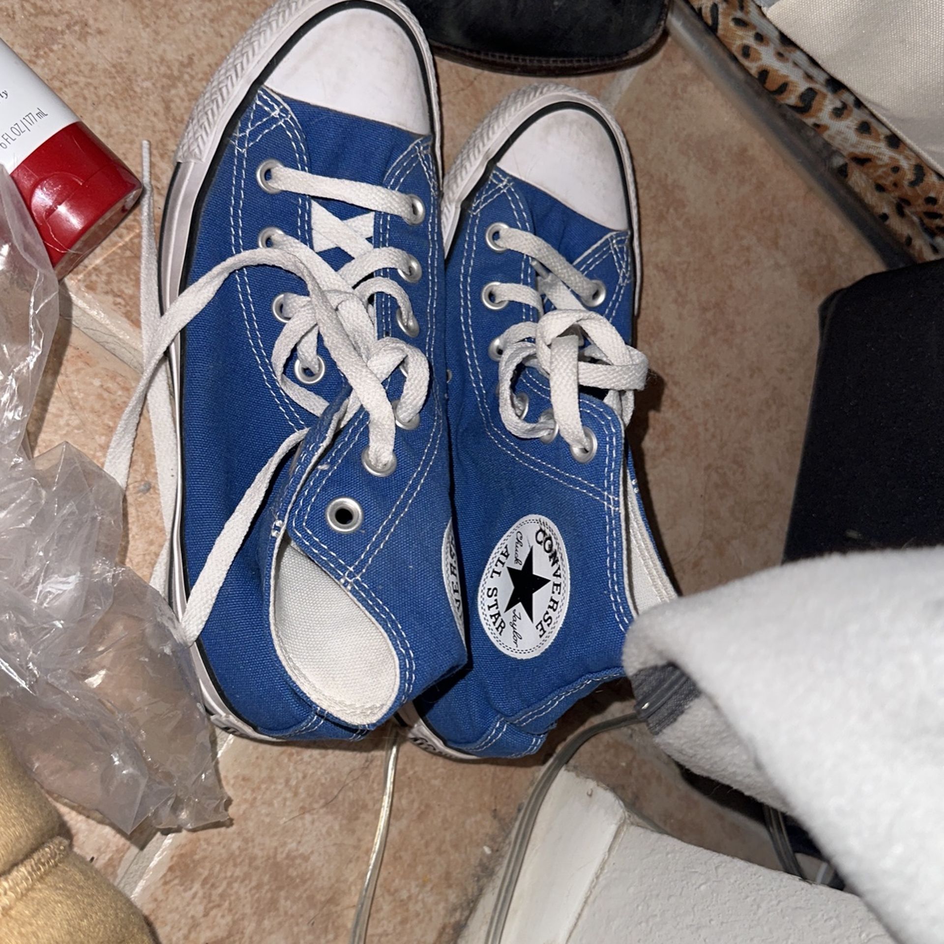blue converse