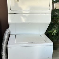 Whirlpool Stacked Washer And Dryer 